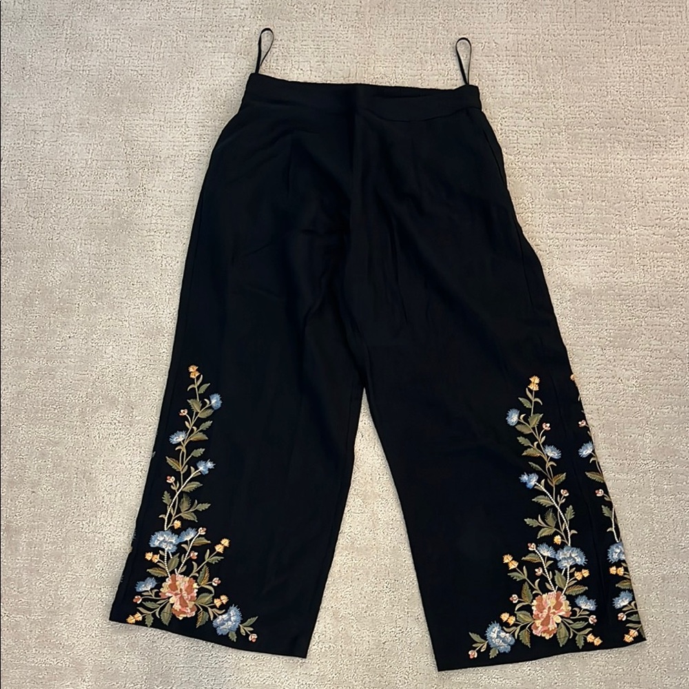 NWT Floral Embroidered Black Wide-Leg Pants - Anthropologie
